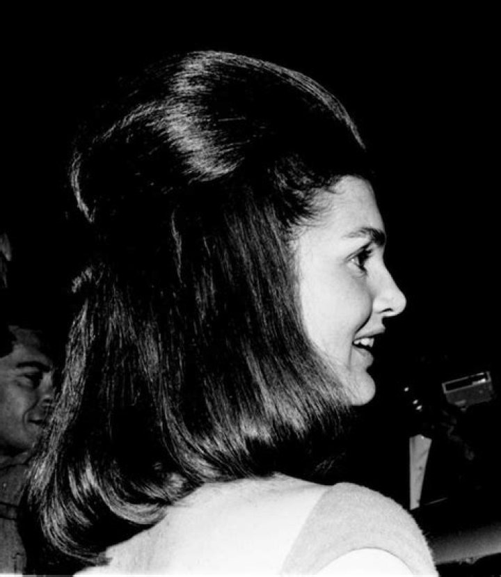 10 best Jackie O hair images on Pinterest Jaqueline kennedy, Style