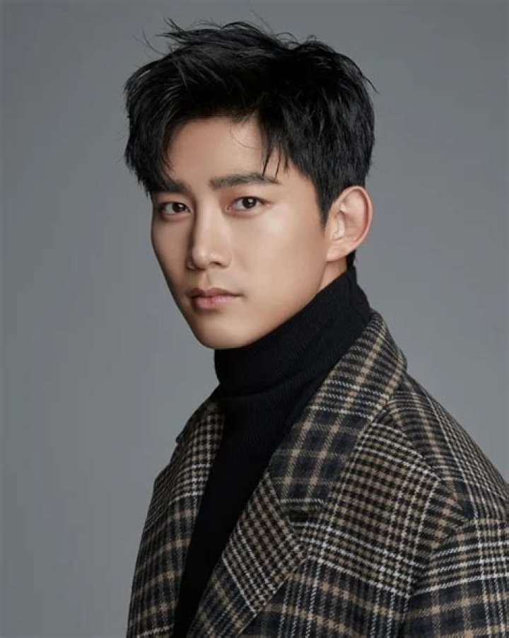 𝗧𝗮𝗲𝗰𝗚𝘂𝗶 𝗖𝗼𝗽𝗹𝗲 Taecyeon, Ok taecyeon, We get married