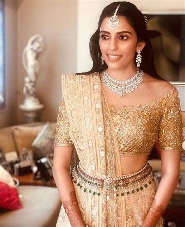 15 Photos Of Shloka Mehta, The Beautiful Wife Of Akash Ambani