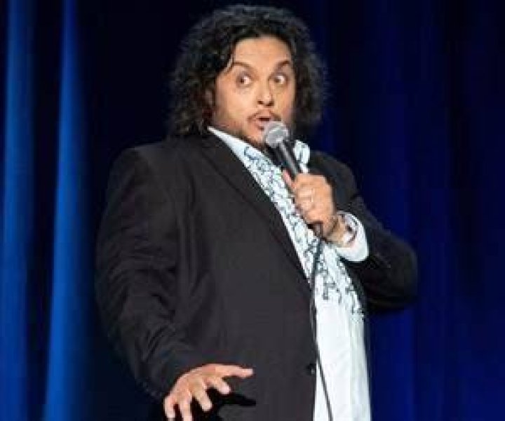 27+ long hair mexican comedian BonganiLawi
