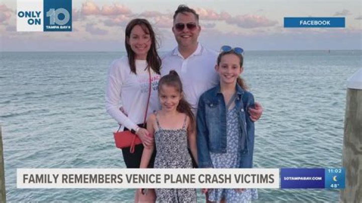 3 killed in plane crash near Memorial Park Drive included 2 brothers