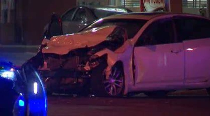 4 injured in crash in Nixa, Mo. Monday