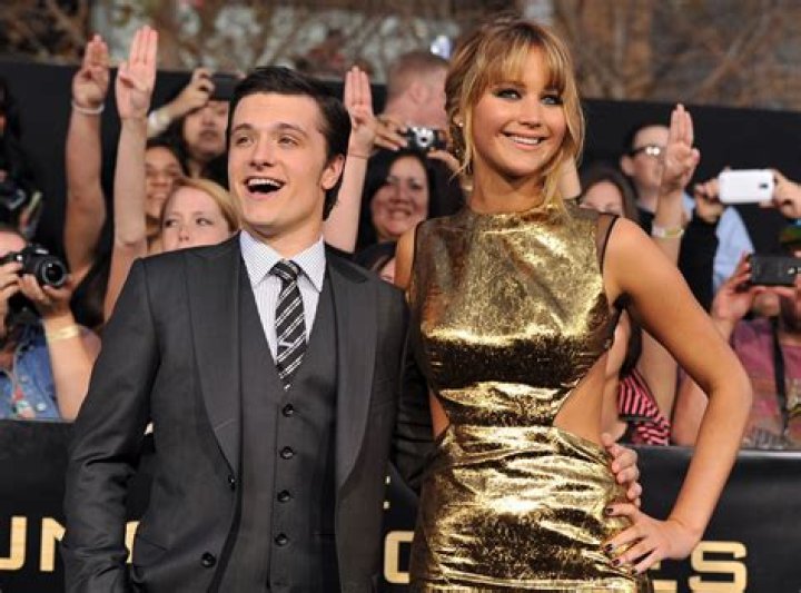 5. Josh Hutcherson and Jennifer Lawrence from Top 10 Photos of 2012 E