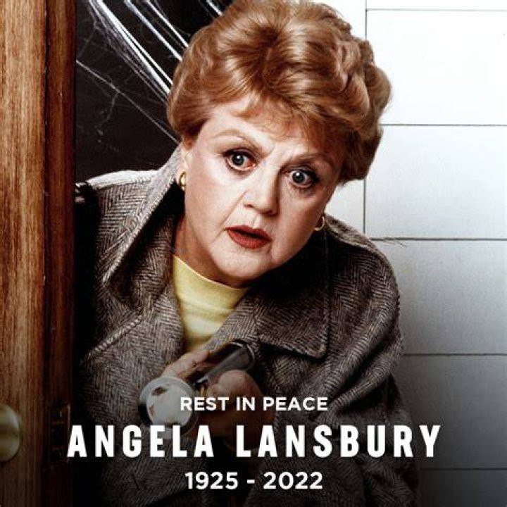 604 best Dame Angela Lansbury images on Pinterest Angela lansbury