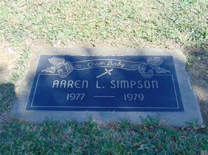 Aaren Lashone Simpson (19771979) Find a Grave Memorial