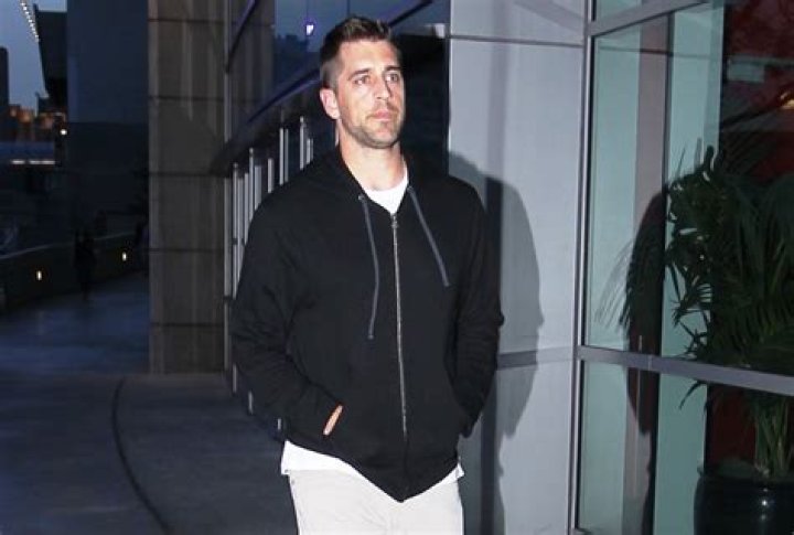 Aaron Rodgers Height, Age, Weight, Trophies Sportsmen Height
