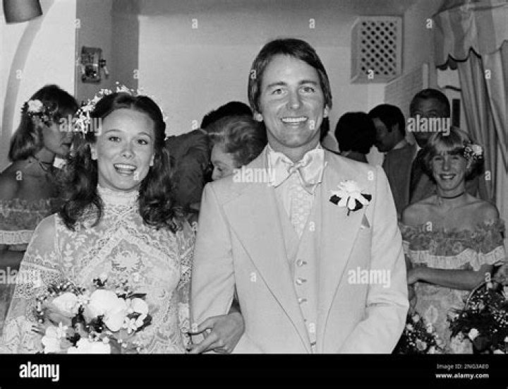 Actor John Ritter poses with his bride, Nancy Karen in the