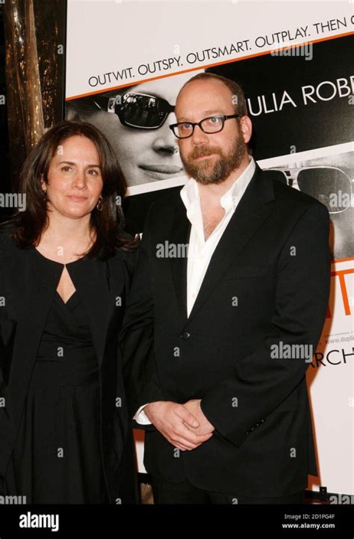 Actor paul giamatti wife elizabeth hires stock photography and images
