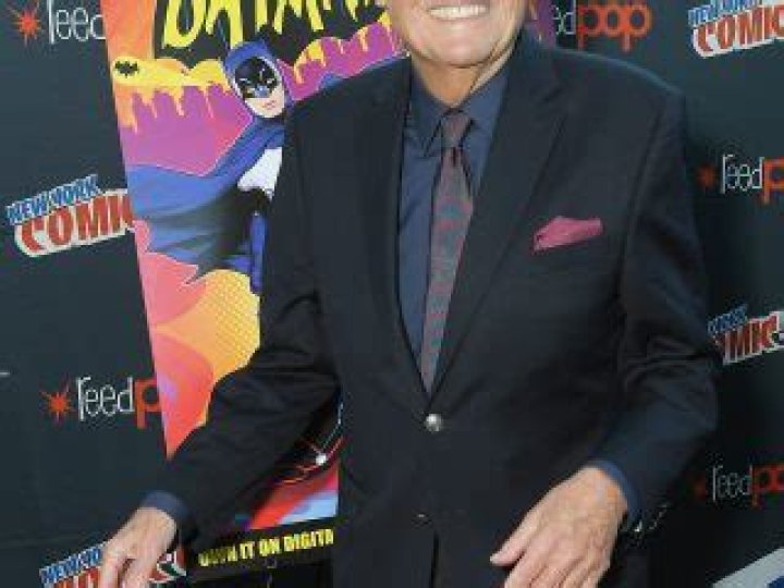 Adam West Dies TV's Original Batman Was 88 E! News