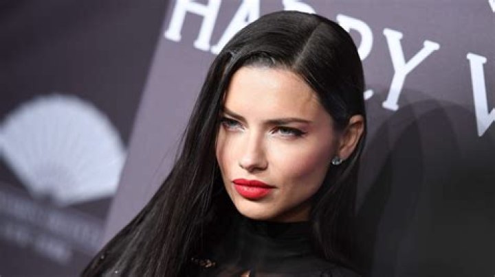 Adriana Lima Ethnicity, Race and Nationality