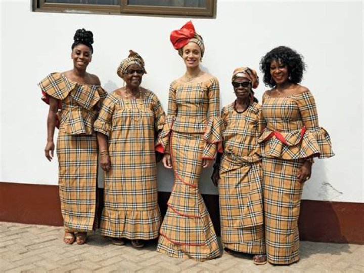 Adwoa Aboah and Her Family Star in Burberry&rsquo;s Latest Photo Series Vogue