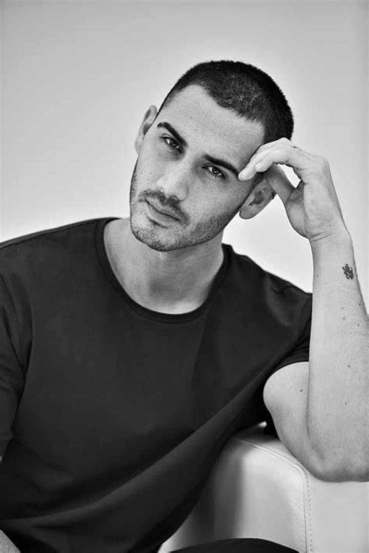 Alejandro Speitzer Biography, Height & Life Story Super Stars Bio