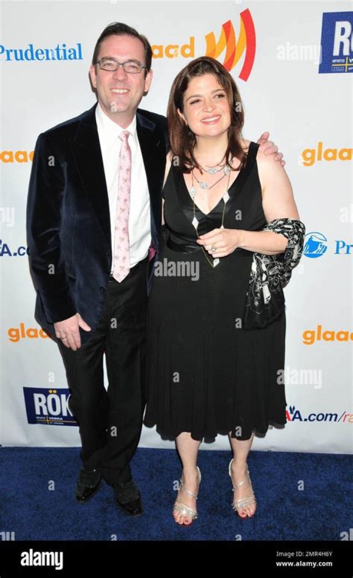 Alex Guarnaschelli & HusbandtoBe Michael Castellon Engaged