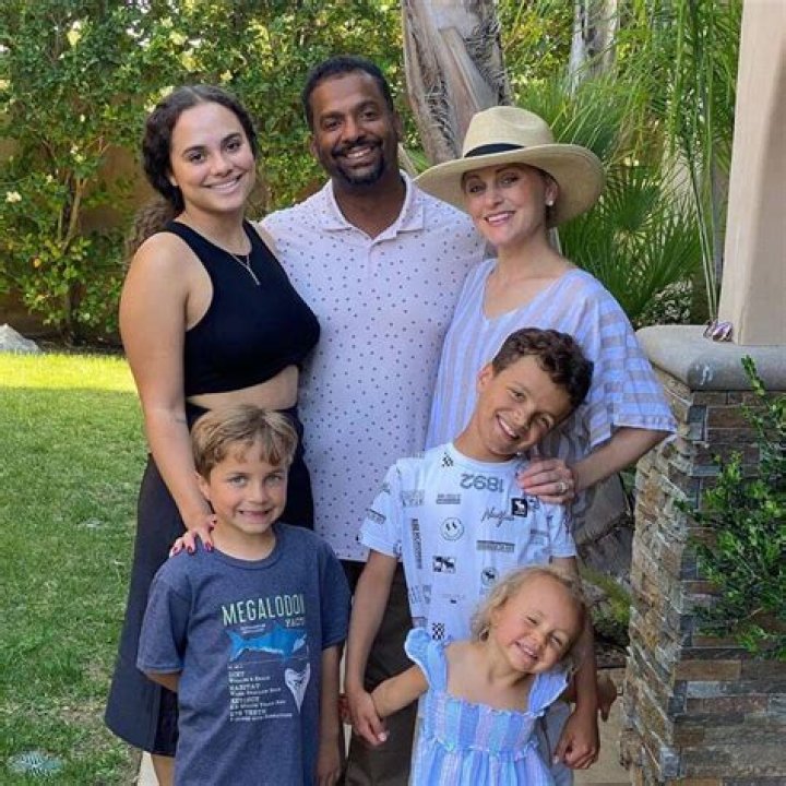 Alfonso Ribeiro & Family from Stars Celebrate Christmas 2015 E! News