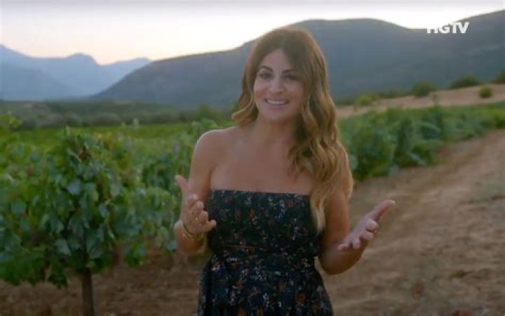 Allison Victoria Visits Winery in Greece As She Create Her Own Wine