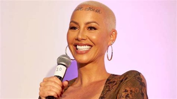 Amber Rose bio age, ethnicity, parents, tattoos, net worth.