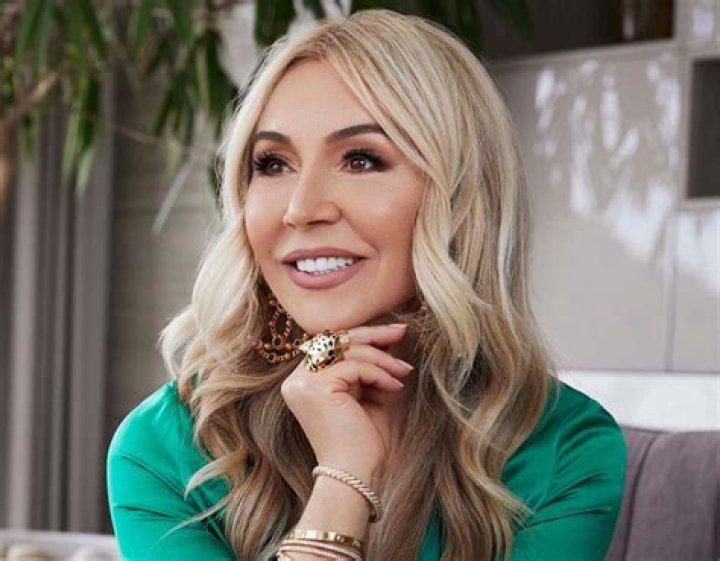 Anastasia Soare Net Worth, Salary, Age, Height, Bio, Family, Career