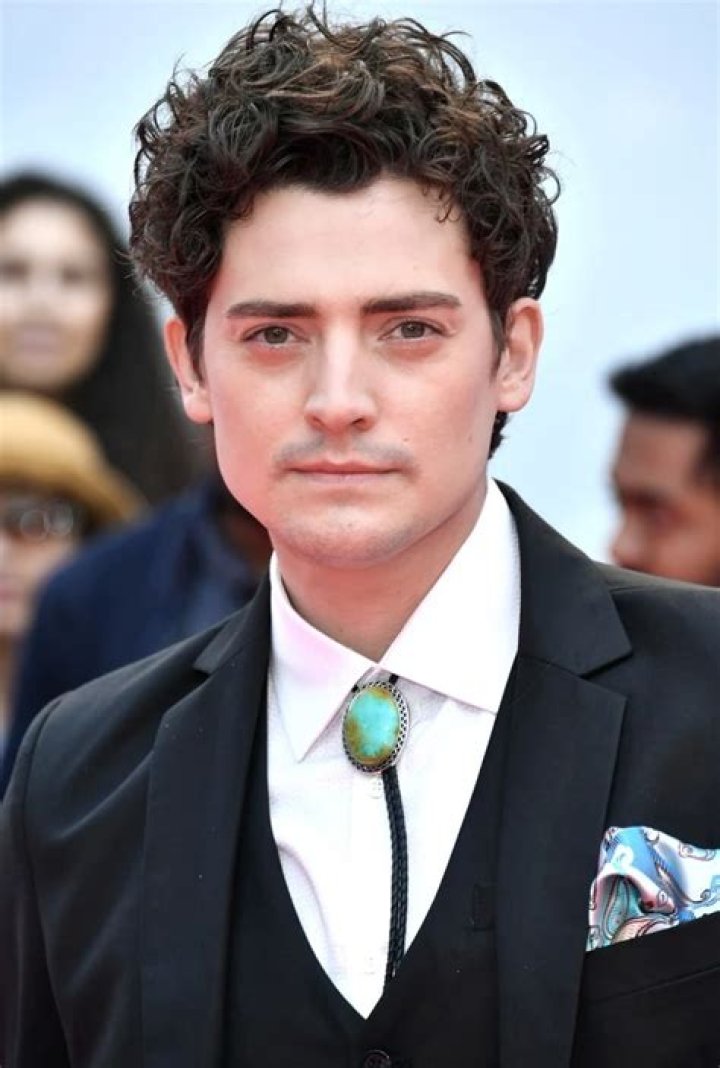 Aneurin Barnard 1899 Wiki Fandom