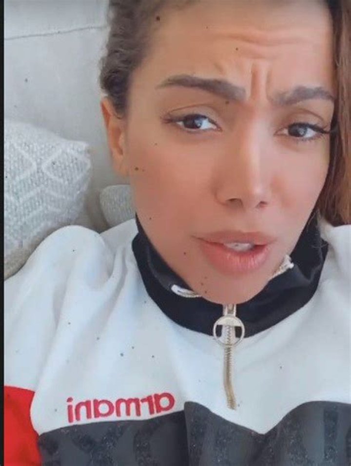 Anitta faz pedido para Boninho "Fa&ccedil;o show, dou uns pegas no Arthur