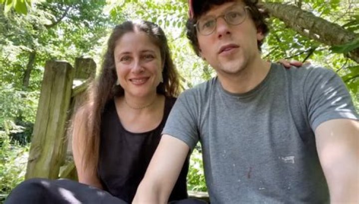 Anna Strout's Wiki Wedding,Partner,Salary,Kids,Married,Parents,Affair