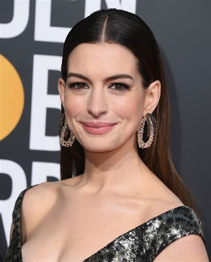 Anne Hathaway 'I looked like my gay brother' after shaving off hair