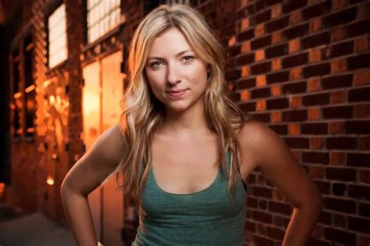 Annie Lederman Net Worth Age, Love Life, & More Magzica