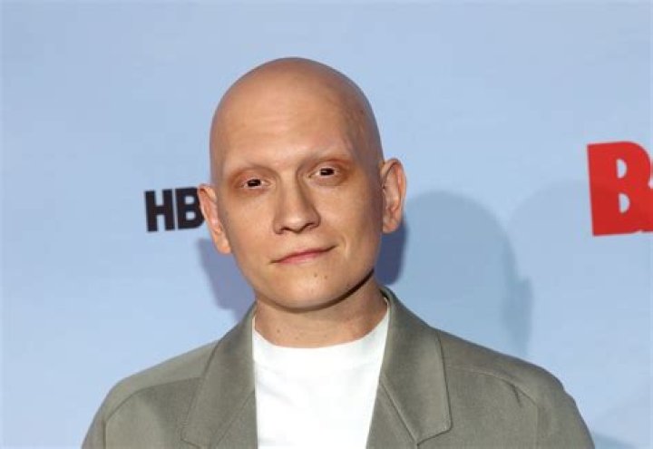 Anthony Carrigan says alopecia has made him a better actor