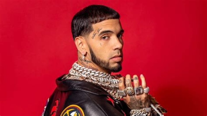 Anuel AA is denouncing in court in Puerto Rico by the mother of his son