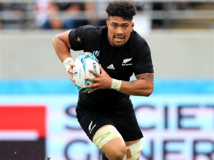 Ardie Savea crowned New Zealand's best