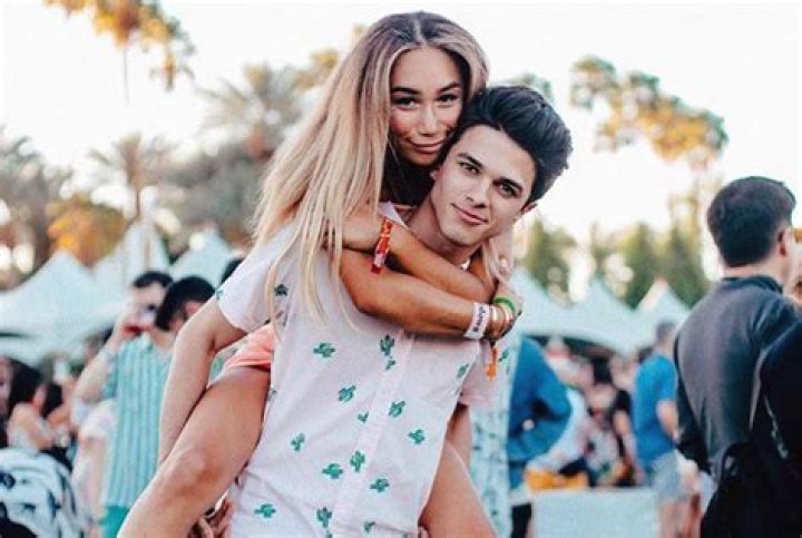 Are Brent And Pierson Dating In 2022?