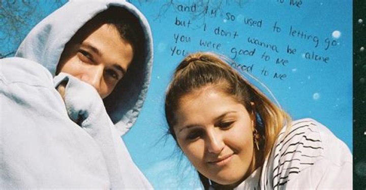 Are Jeremy Zucker and Chelsea Cutler dating? Here's what we know