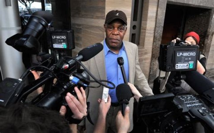 Aristide returning to Haiti despite delay sought by Obama