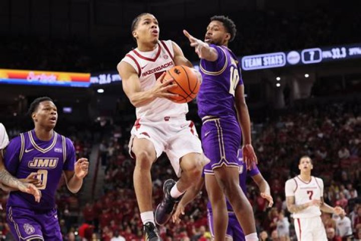 Arkansas basketball's Ricky Council IV recaps Maui trip, previews Troy