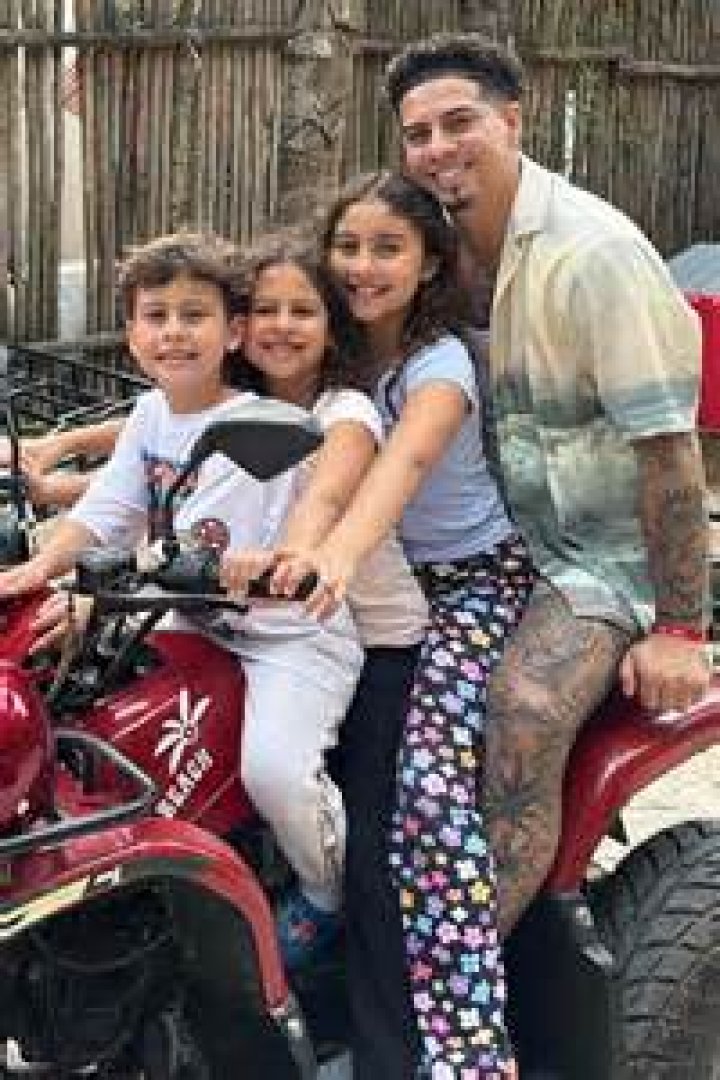 Austin Mcbroom Age Height Steel Mcbroom Bio Wiki Age Middle Name