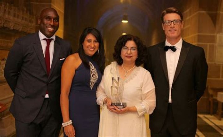 Author Qaisra Shahraz wins lifetime achievement prize at National