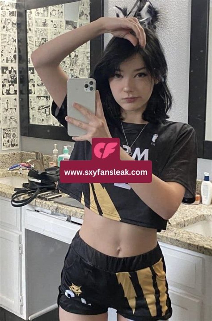Awkward_Toaster (awkward_toaster) Leaks Videos and Photos Free
