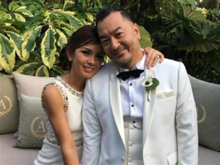 Beauty Gonzales ties the knot with Norman Crisologo