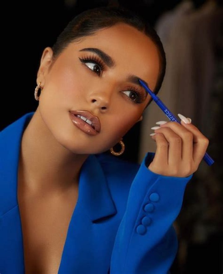 Becky G Makeup, Becky G Hair, Becky G Style, Becky G Outfits, Girls