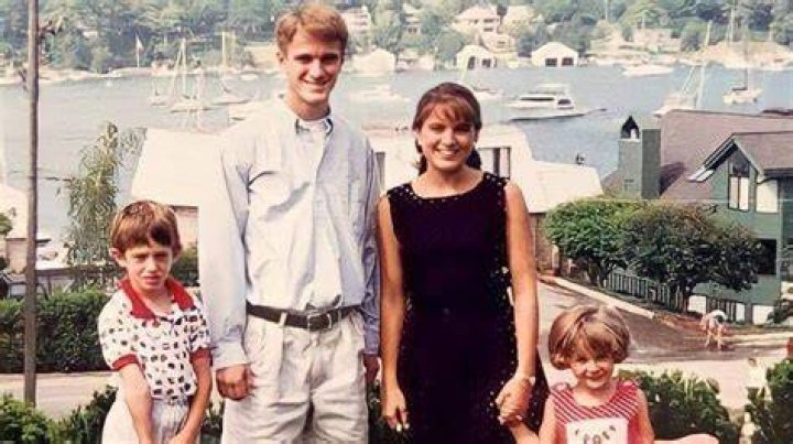Bella Ramsey family parents, siblings, boyfriend
