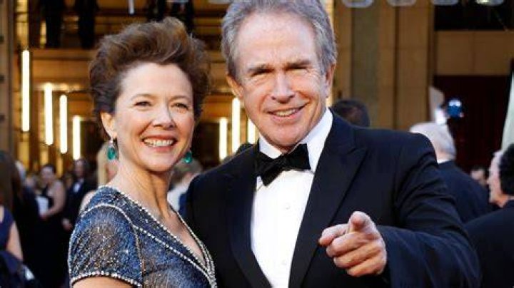 Bening and Husband Warren Beatty 'Love' to Do Date Nights