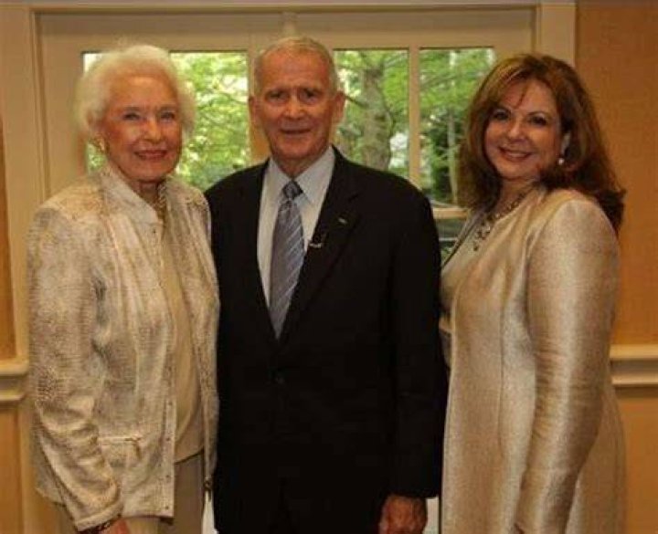 Betsy Stuart Wiki, Net Worth, Height, Age and More 2021 The Media Coffee