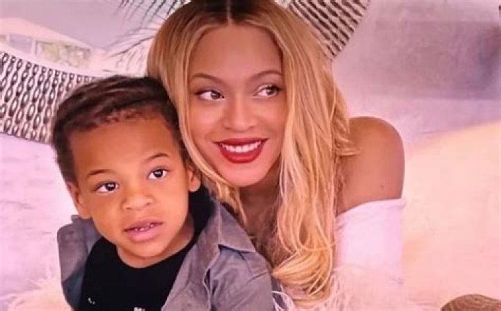 Beyonc&eacute; Shares Photos Of Sir & Rumi Carter From Family Vacation
