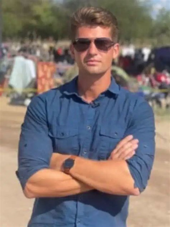 Bill Melugin Biography, Wiki, Age, Ethnicity, Wife, Height, Salary, Net