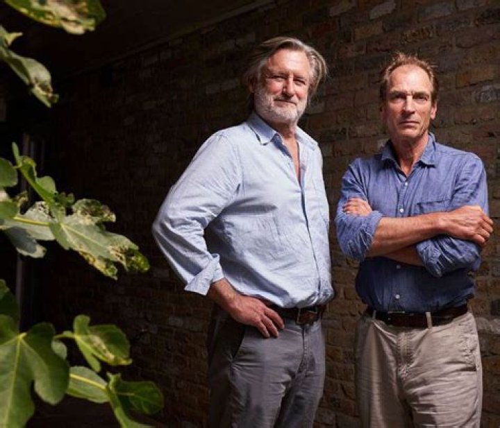 Bill Pullman on the Secret to His Healthy Marriage