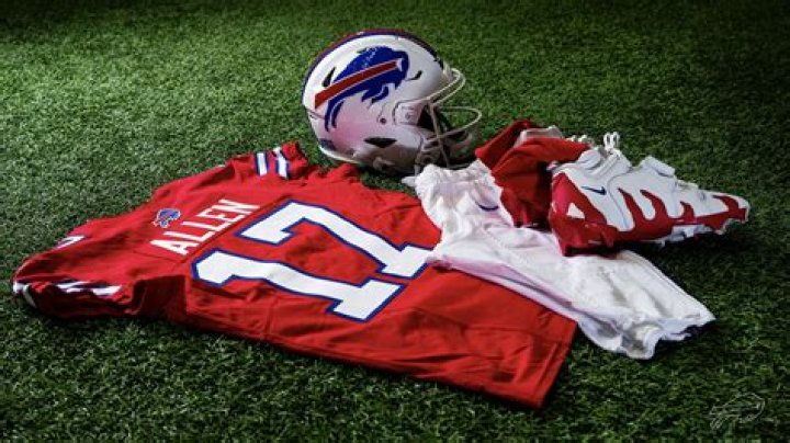 Bills' Brandon Shell abruptly retires after signing in NFL free agency