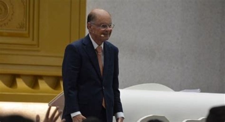 Bispo Edir Macedo diz que coronav&iacute;rus &eacute; inofensivo e culpa "satan&aacute;s" e