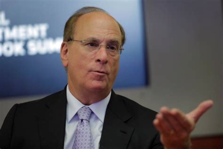 BlackRock CEO to Companies Pay Attention To &lsquo;Societal Impact&rsquo; WSJ