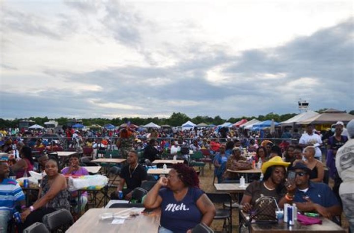 Blues Fest draws crowd of 4,000 to annual event
