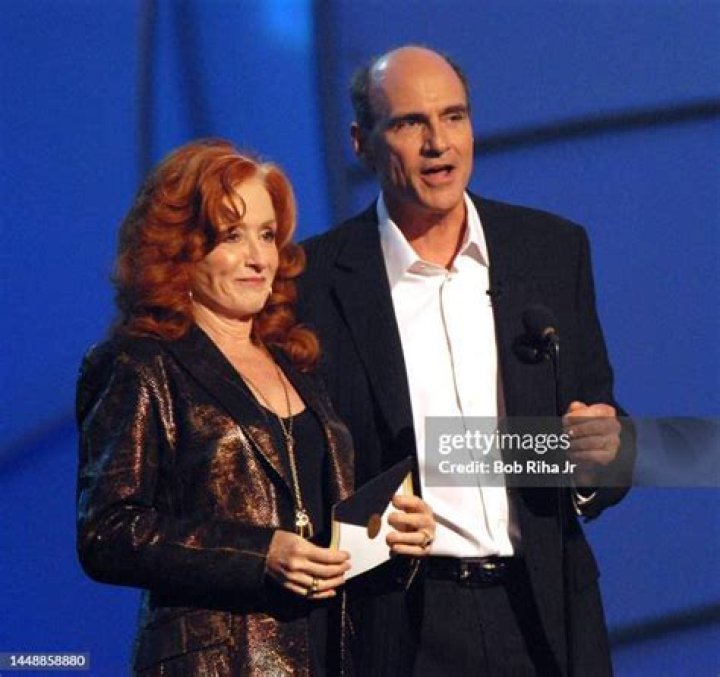 Bonnie Raitt and James Taylor Bonnie raitt, Singer, Good music