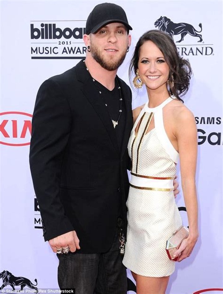 Brantley Gilbert marries longtime muse Amber Cochran at his